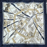 ✅ست کیف و روسری 🖼️ زیبا 🌈رنگ ثابت 👌فوقالعاده سبک و راحت جنس کیف : ترکیبی از پارچه مخمل و چرم صنعتی ✅ بند دوشی هم دارد ✅ ست با روسری منگوله دار ✅ ست با شال منگوله دار 🔠 بهترین متریال