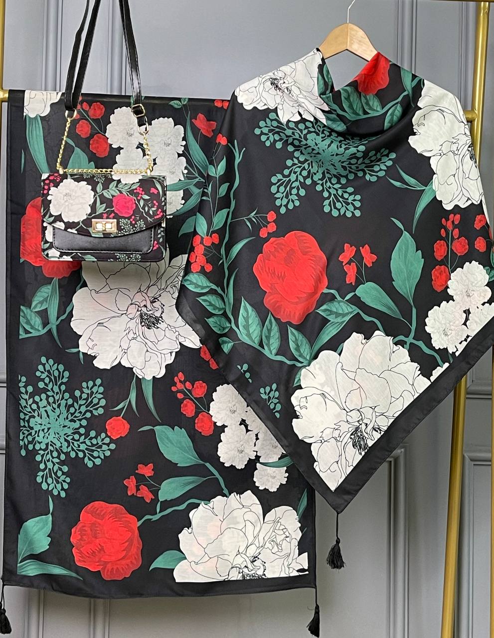 هم باشال قابل سفارش هم باروسری